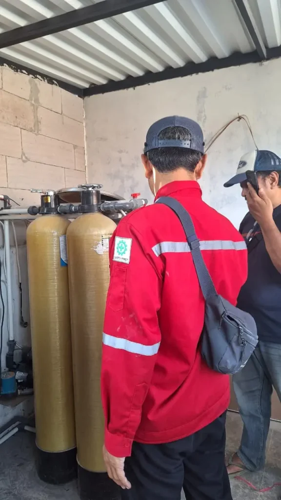 pemasangan filter air sumur kuning milik pelanggan